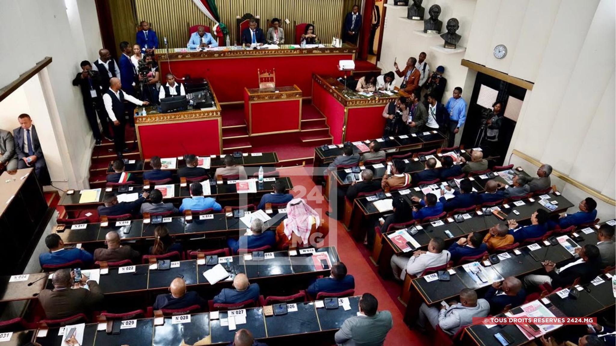 ASSEMBLEE NATIONALE – Dix ministres attendus à l’Assemblée nationale mardi pour une séance de “rencontres” avec les députés