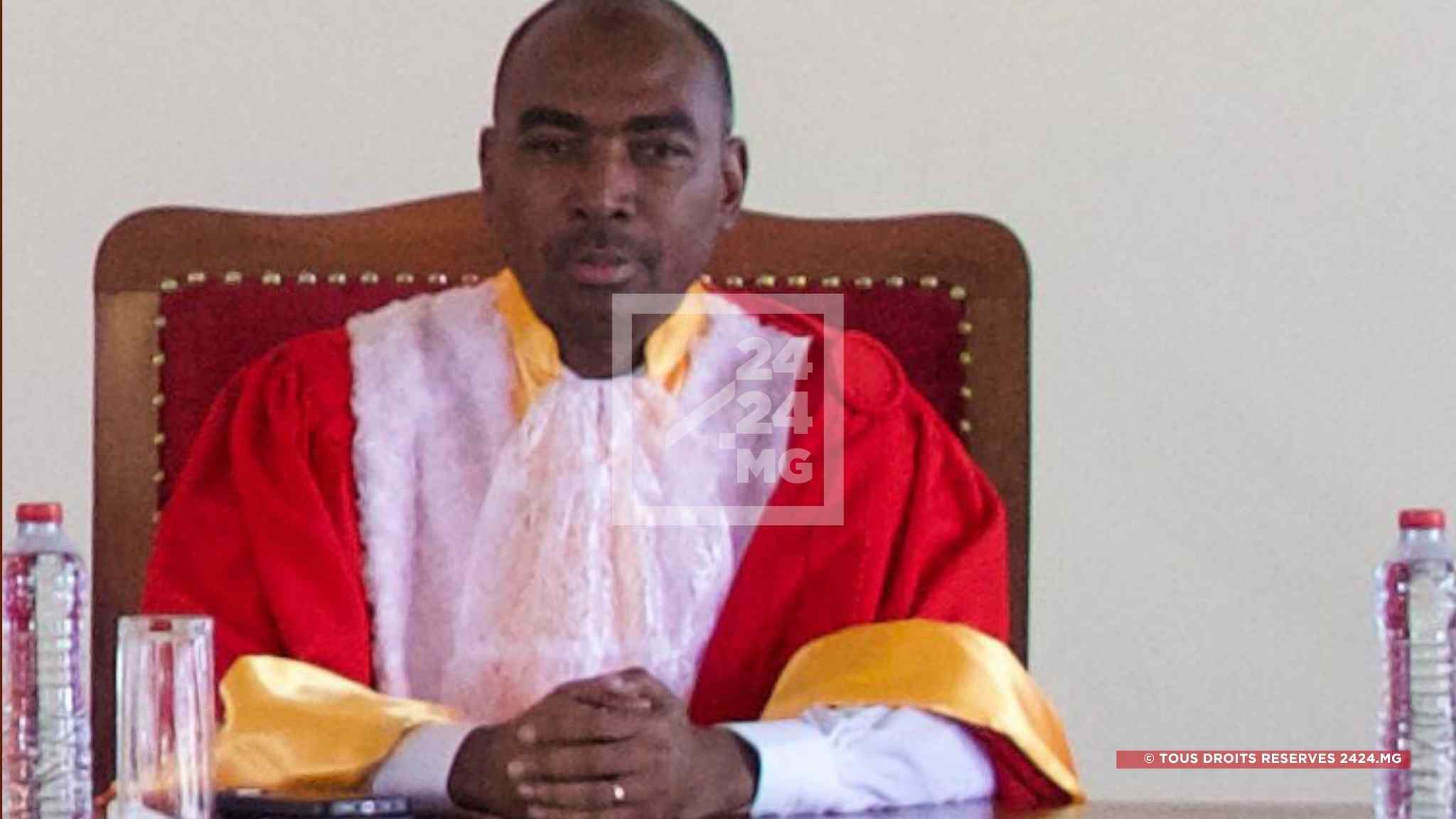 INSTITUTION – Merlin Rasolo Nandrasana évoque l’“intérêt de tous” et “une ambiance qui n’y est plus” pour expliquer sa démission à la HCC 