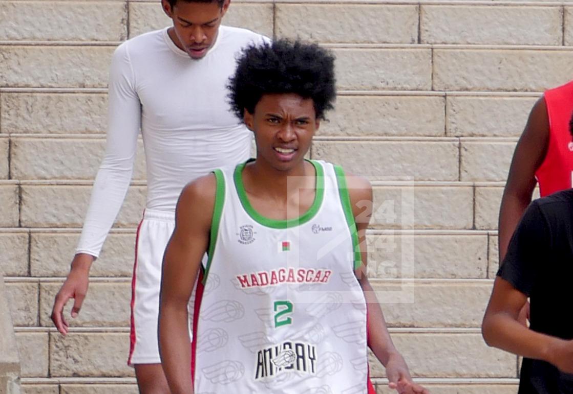 BASKETBALL – Donovan Rakotonanahary et Fabrizio Mickaël Heritiana convoqués pour la première fois avec les Ankoay seniors