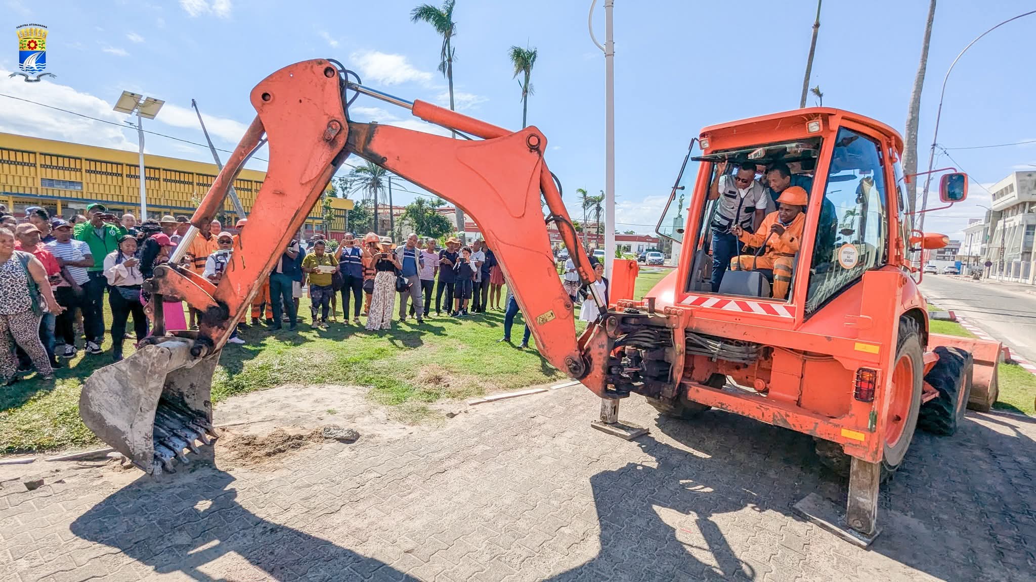 INFRASTRUCTURES – La rénovation de l’Avenue de l’Indépendance de Toamasina financée par les ristournes versées par Ambatovy, selon le chef de région