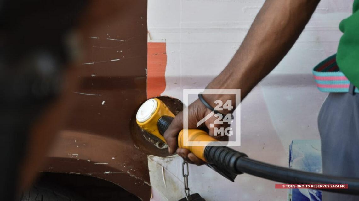 HYDROCARBURES – Le Conseil des ministres rétablit le mécanisme d’ajustement automatique des prix maxima à la pompe