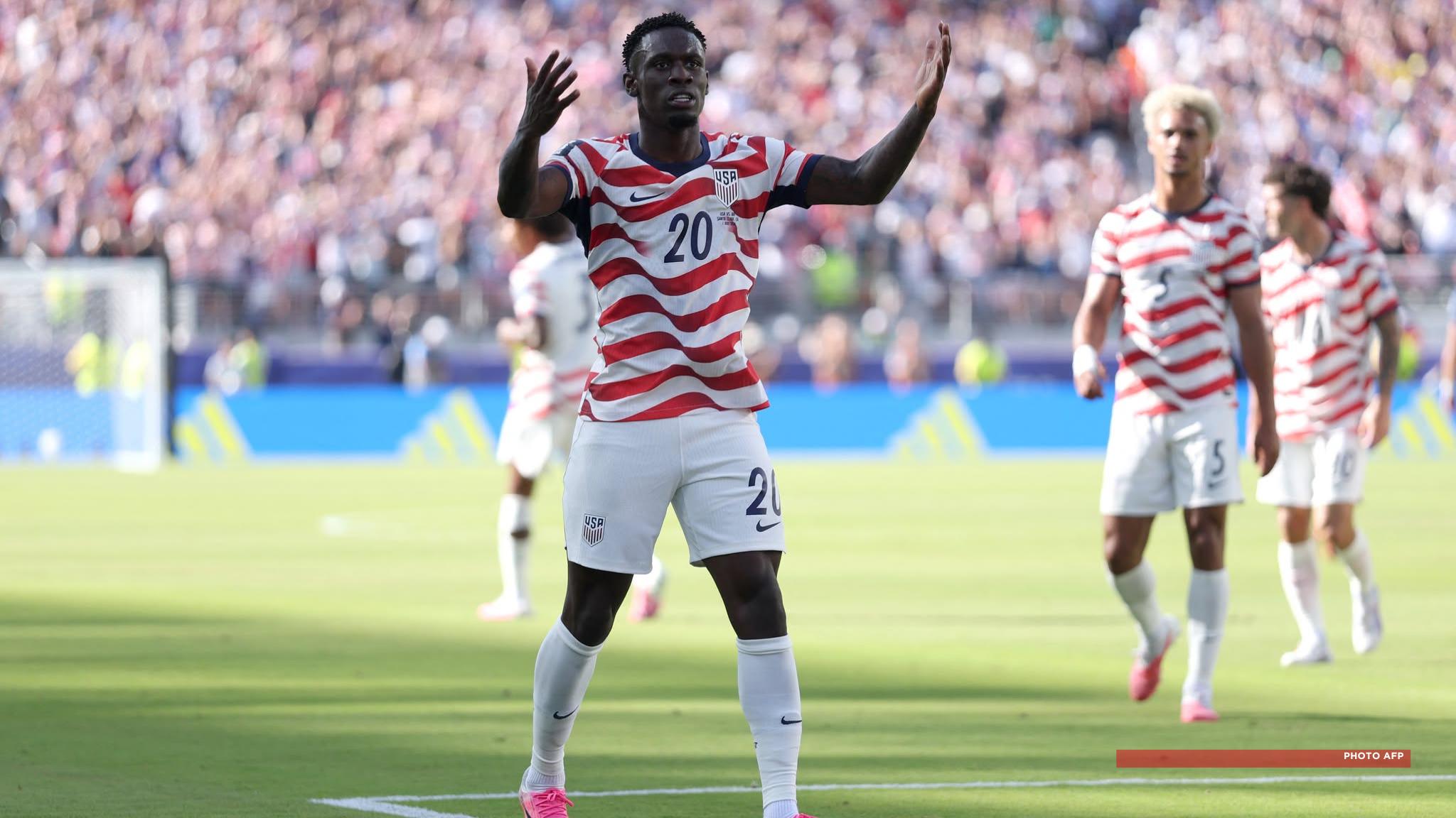 MONDIAL 2026 – L’UEFA dénonce “une ligne rouge” franchie par la Fifa avec la suspension du carton rouge de l’Américain Folarin Balogun