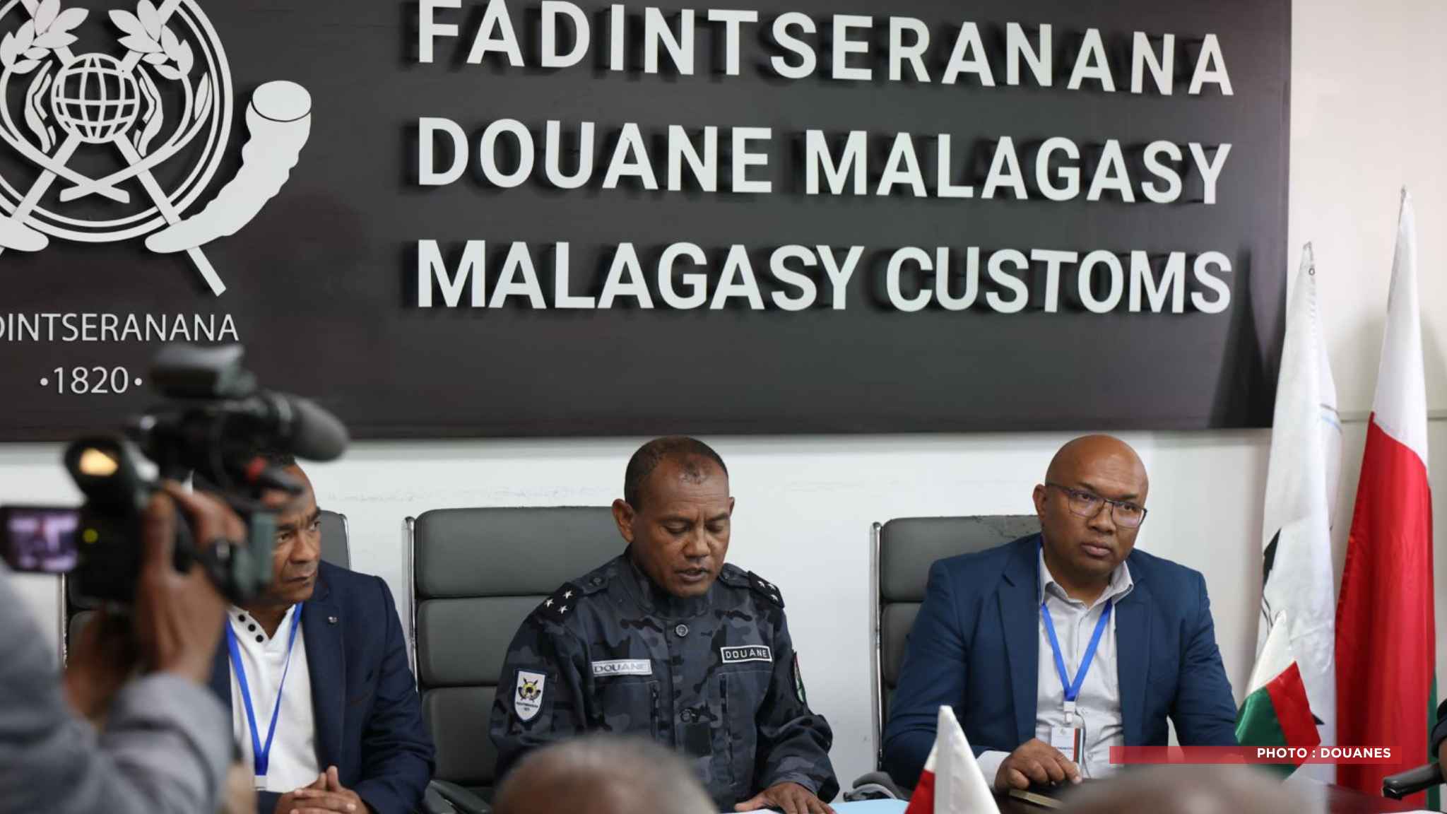ADMINISTRATION – La douane organise une vente aux enchères de marchandises stockées dans ses dépôts le 10 août
