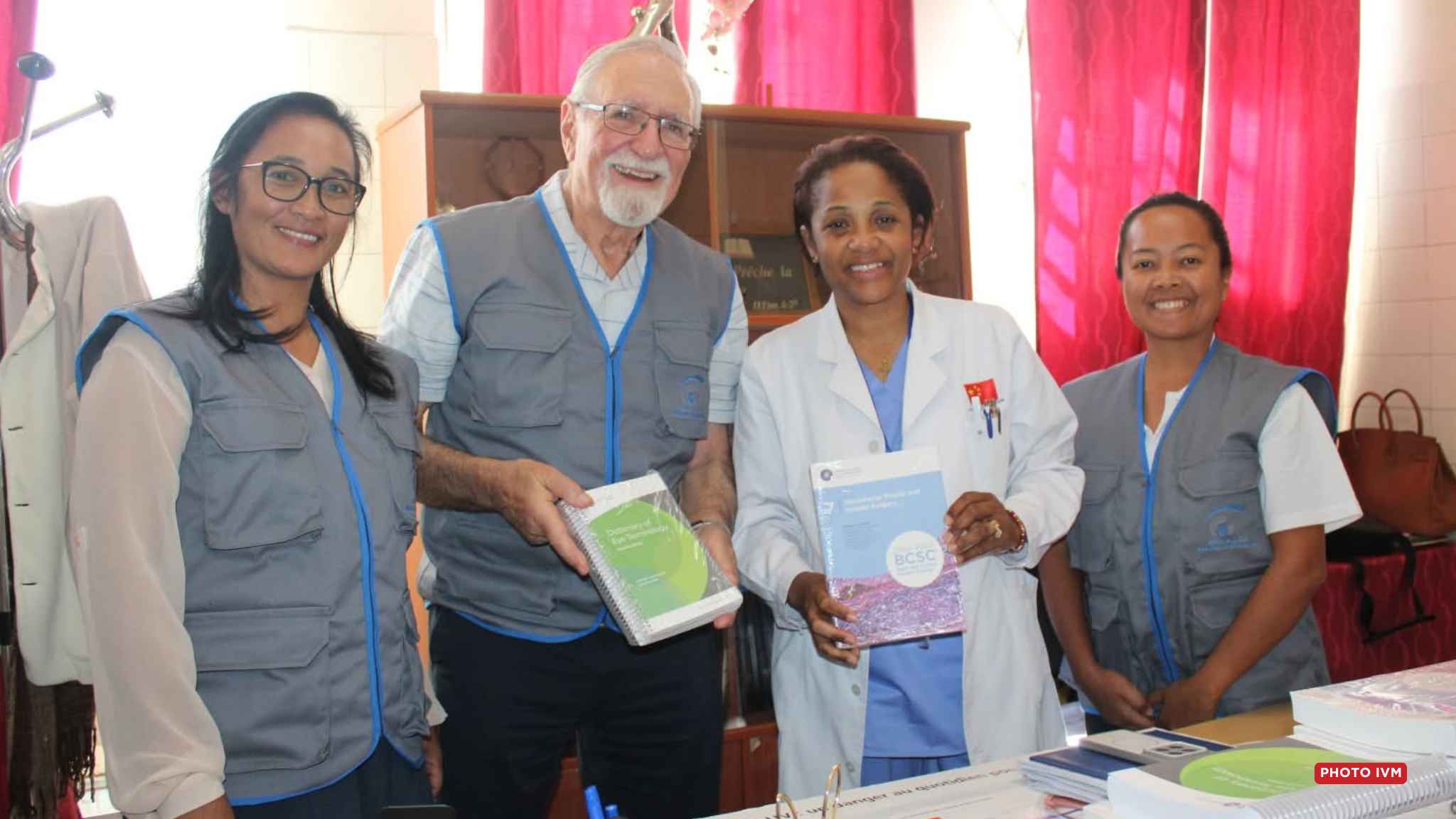SANTÉ OCULAIRE – L’hôpital Ravoahangy Andrianavalona et l’Institut de la Vision Madagascar s’allient pour former davantage d’ophtalmologues