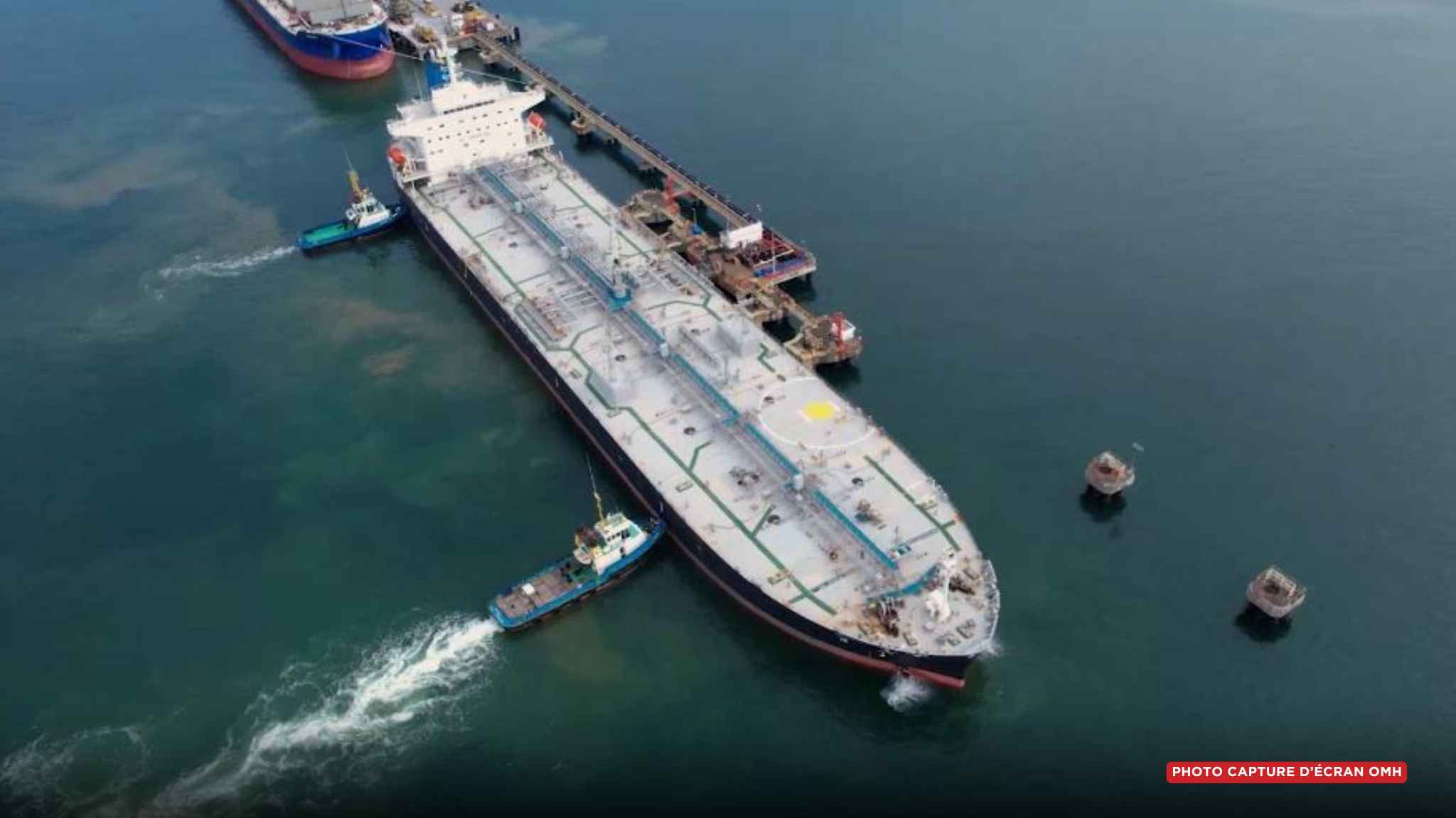 PORT DE TOAMASINA – Le tanker Sunda One temporairement déplacé pour permettre au Torm Eva de décharger le sans plomb et le pétrole lampant