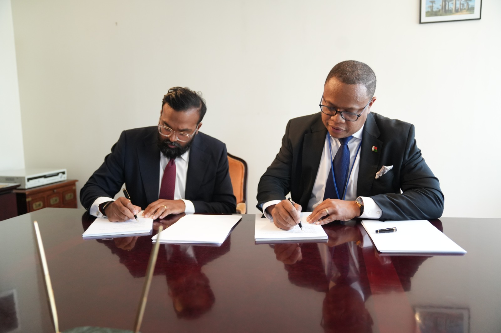 FINANCEMENT – Le Fonds souverain malgache et Gemcorp Capital Limited signent un partenariat assorti d’une enveloppe de 500 millions de dollars