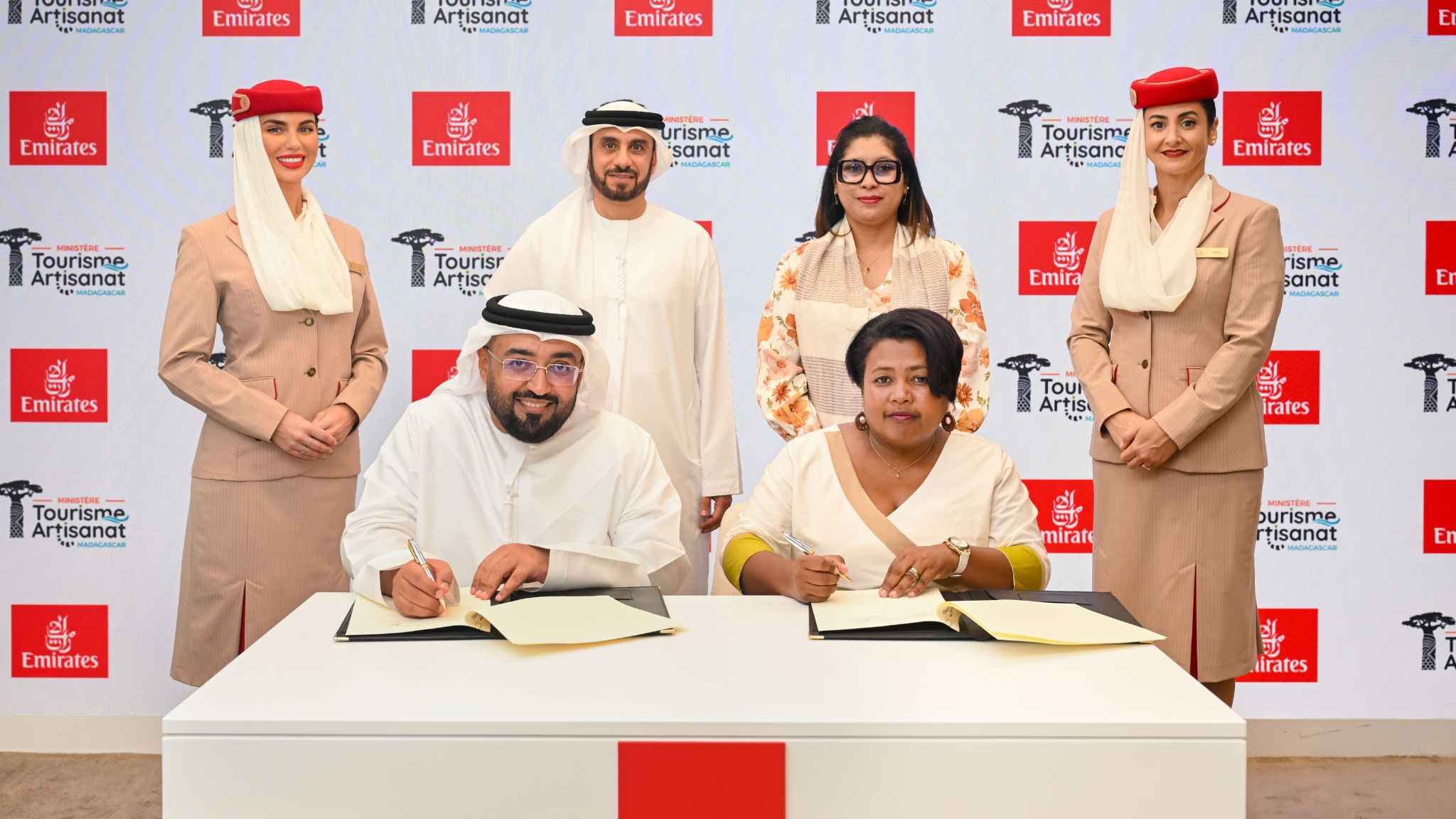 Emirates et le Ministère du Tourisme et de l’Artisanat renforcent leur engagement en faveur du développement du tourisme à Madagascar