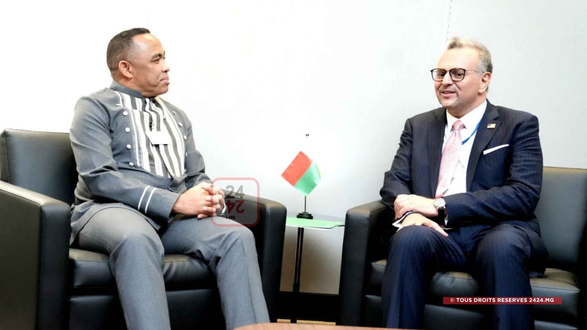 DIPLOMATIE – Le Colonel Michaël Randrianirina rencontre le conseiller principal pour l’Afrique de Donald Trump, Massad Boulos