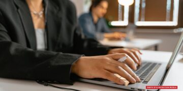 SANTÉ AU TRAVAIL – Konecta dément avoir suspendu temporairement ses activités après la suspicion d’intoxication de masse survenue au sein d’une entreprise privée