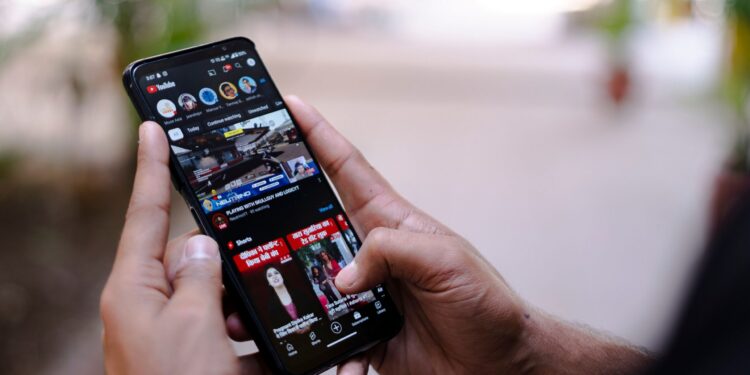 Madagascar | Internet mobile : quels enjeux derrière une large couverture réseau ?