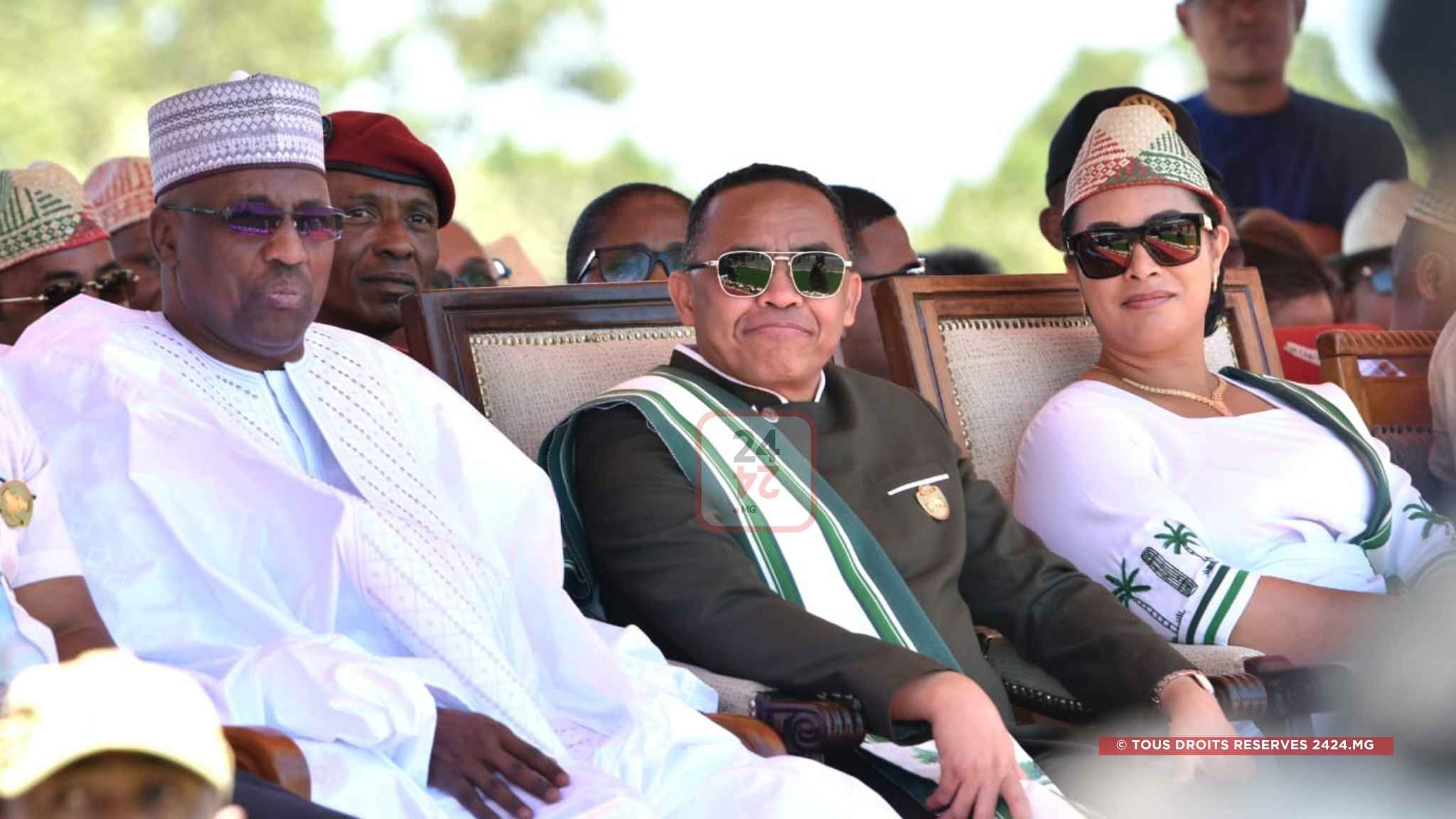 CELEBRATION – Le président de l’Assemblée nationale du Tchad parmi les invités du défilé militaire du 14 octobre à Antsohihy